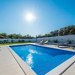 Pollux Holiday home *