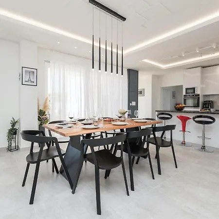 Holiday home Pollux