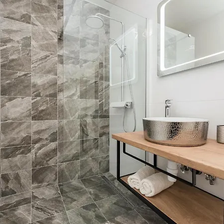 Pollux Ferienhaus *