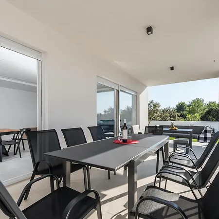 Pollux Ferienhaus *
